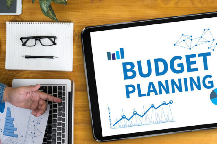 Creating a Solid Budget Plan for Your College Expenses