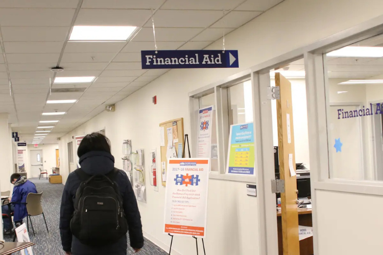 How to Secure Financial Aid for Your College Education